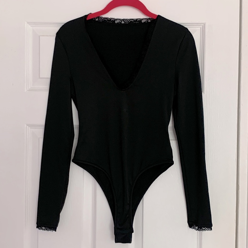 NEW WITHOUT TAGS SHEIN Black Lace Bodysuit NEVER WORN